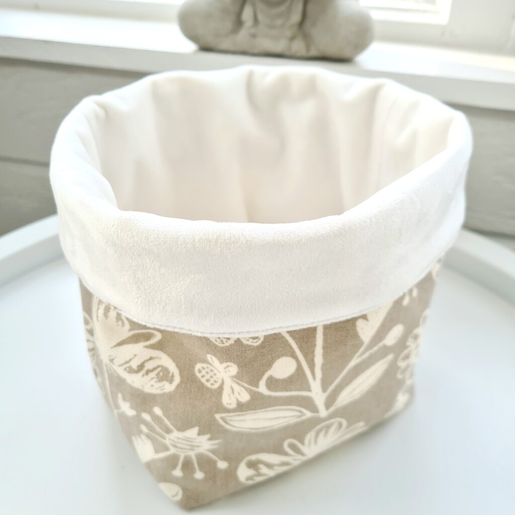 Förvaringskorg XS – beige blomma/varmvit